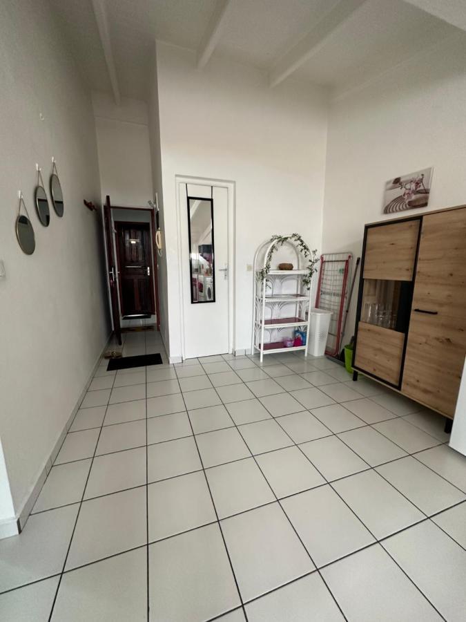 Appartements: Plage & Commerces A 200M Сен-Ан Екстериор снимка